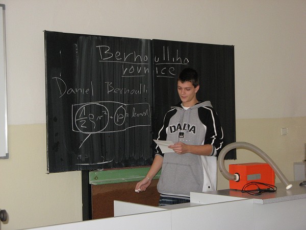 Fyzika v 05L