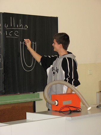 Fyzika v 05L
